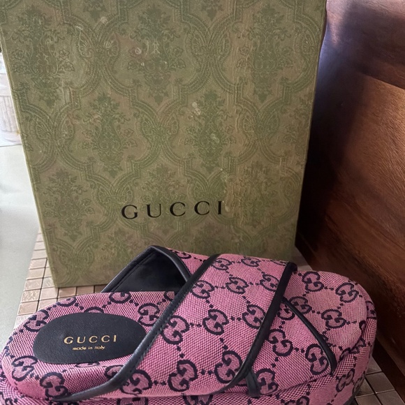 Gucci slides - Picture 1 of 4